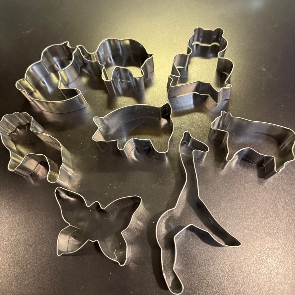 Animal Cookie Cutter Set Kids Silver 8pc Metal Butterfly Elephant Pig Giraffe